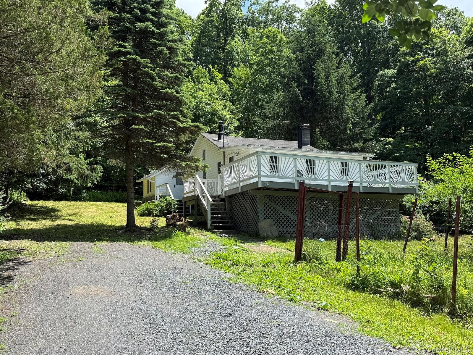 Property Photo:  25 Gloria Trail  NY 10950 