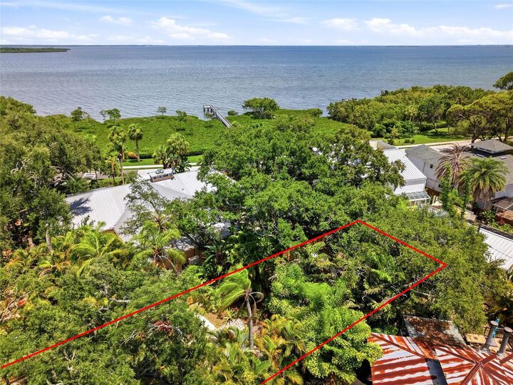 Property Photo:  Lot 14 E Marshall Street  FL 34695 