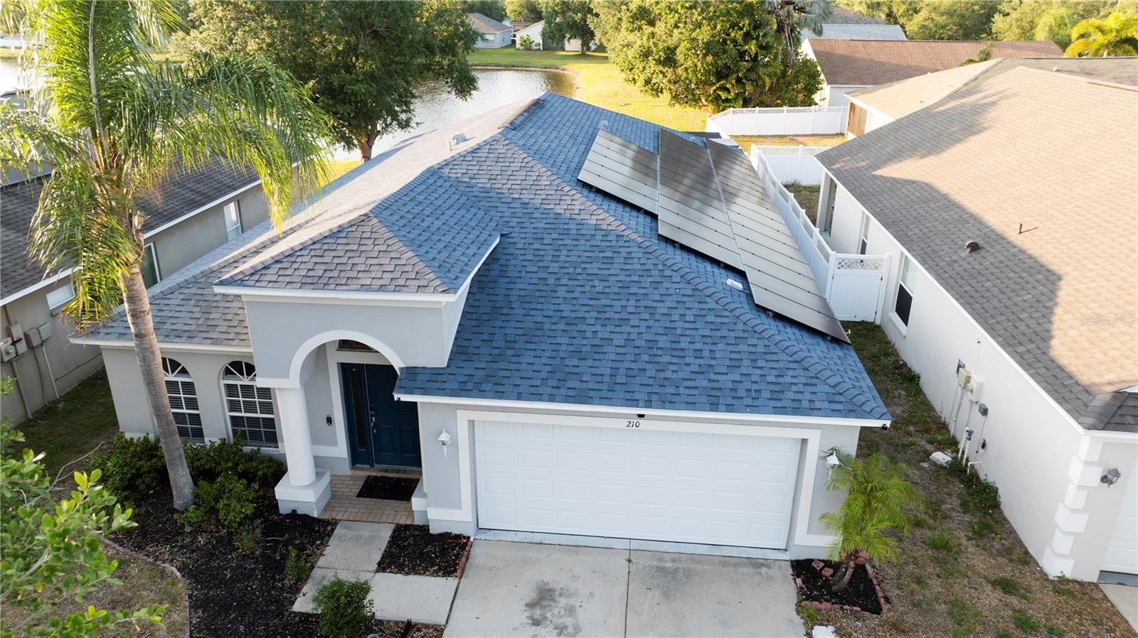 Property Photo:  210 Smokey Hill Avenue  FL 33570 