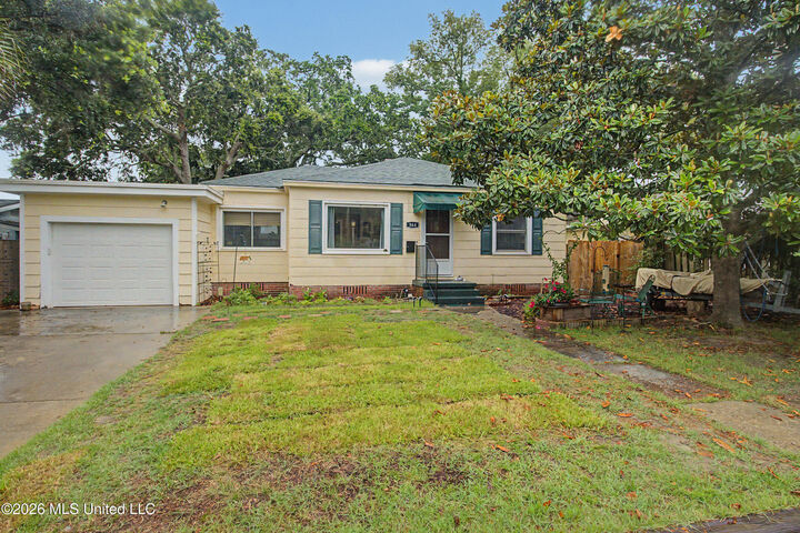Property Photo:  364 Porter Avenue  MS 39530 