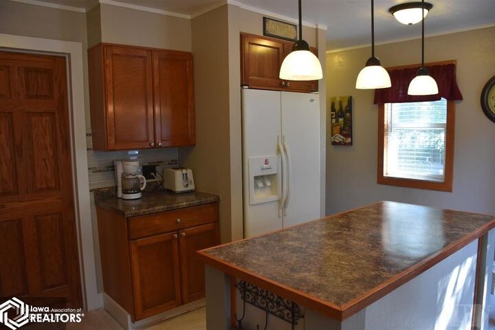 Property Photo:  712 Main Street  IA 50126 