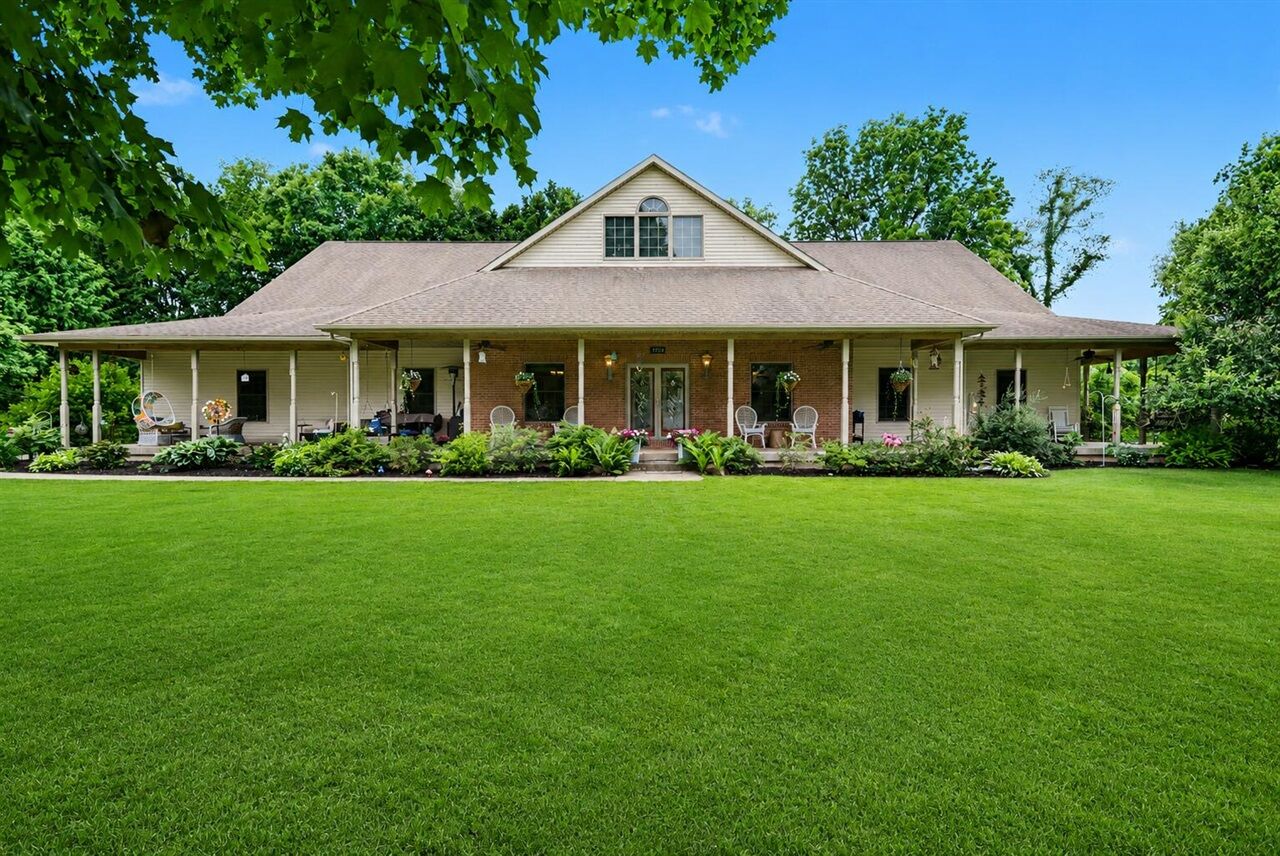 Property Photo: 17830 Victors Lane MI 49068-8309