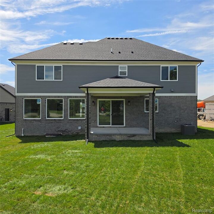 Property Photo:  7338 Brys Drive  MI 48316 