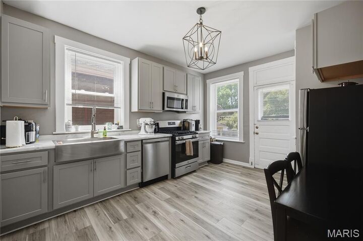 Property Photo: 5244 Neosho Street MO 63109