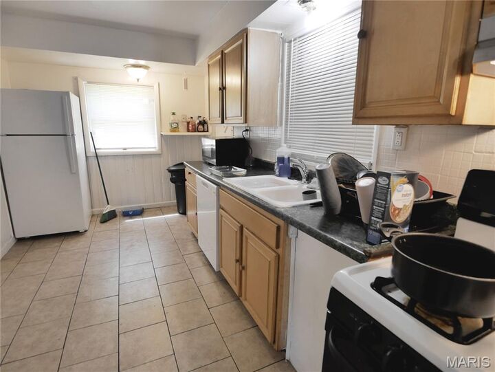 Property Photo:  10113 Crown Point Drive  MO 63136 