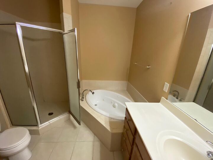Property Photo:  2171 Norhardt Dr  WI 53045 