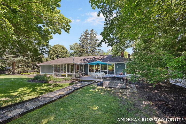 Property Photo:  2056 Lakeshore Drive  MI 49408 