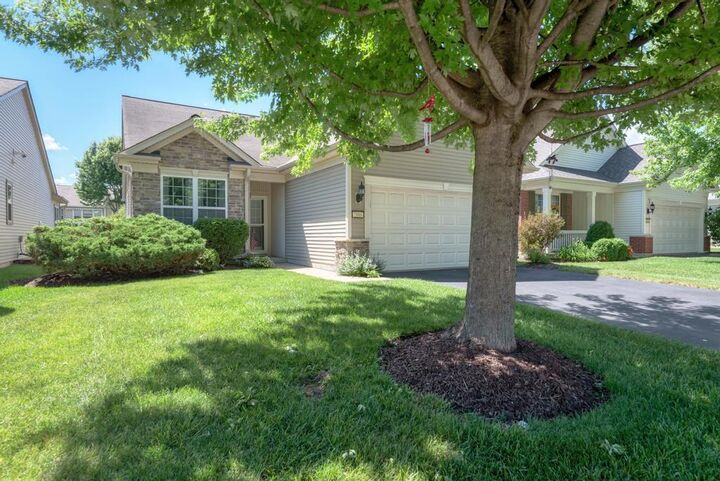 Property Photo:  2886 Edgewater Drive  IL 60124 