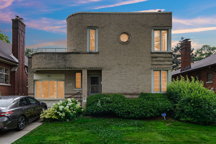 Property Photo:  10122 S Bell Avenue  IL 60643 