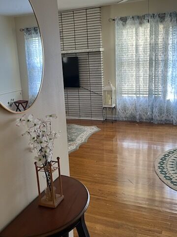 Property Photo: 1721 Monroe Street 2 IL 60202