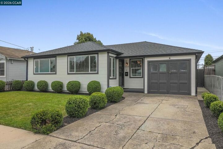 Property Photo:  2818 Greenwood Dr  CA 94806-3240 