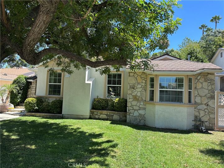 Property Photo: 5322 Don Pio Drive CA 91364