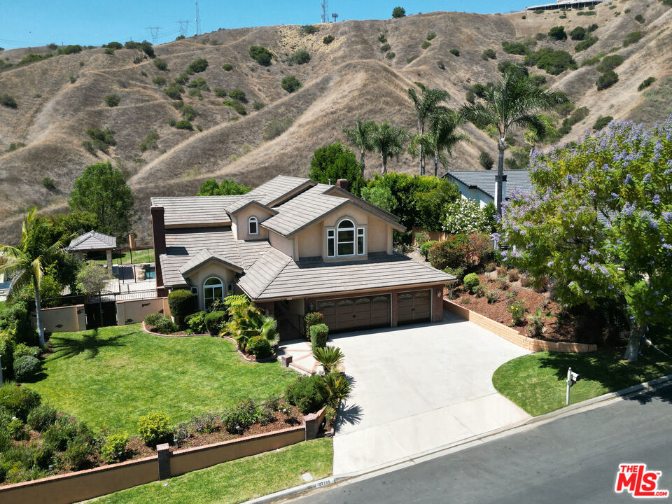 Property Photo:  22285 Rolling Hills Lane  CA 92887 