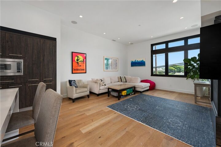 Property Photo:  800 Bard  CA 90254 