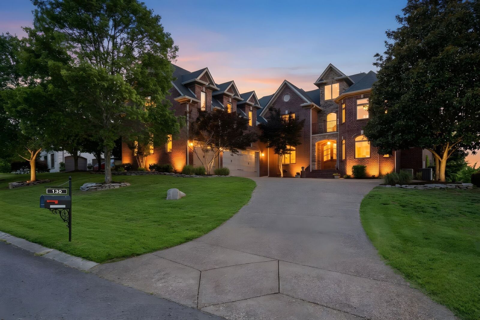 Property Photo: 130 West 12 Stones Xing TN 37072