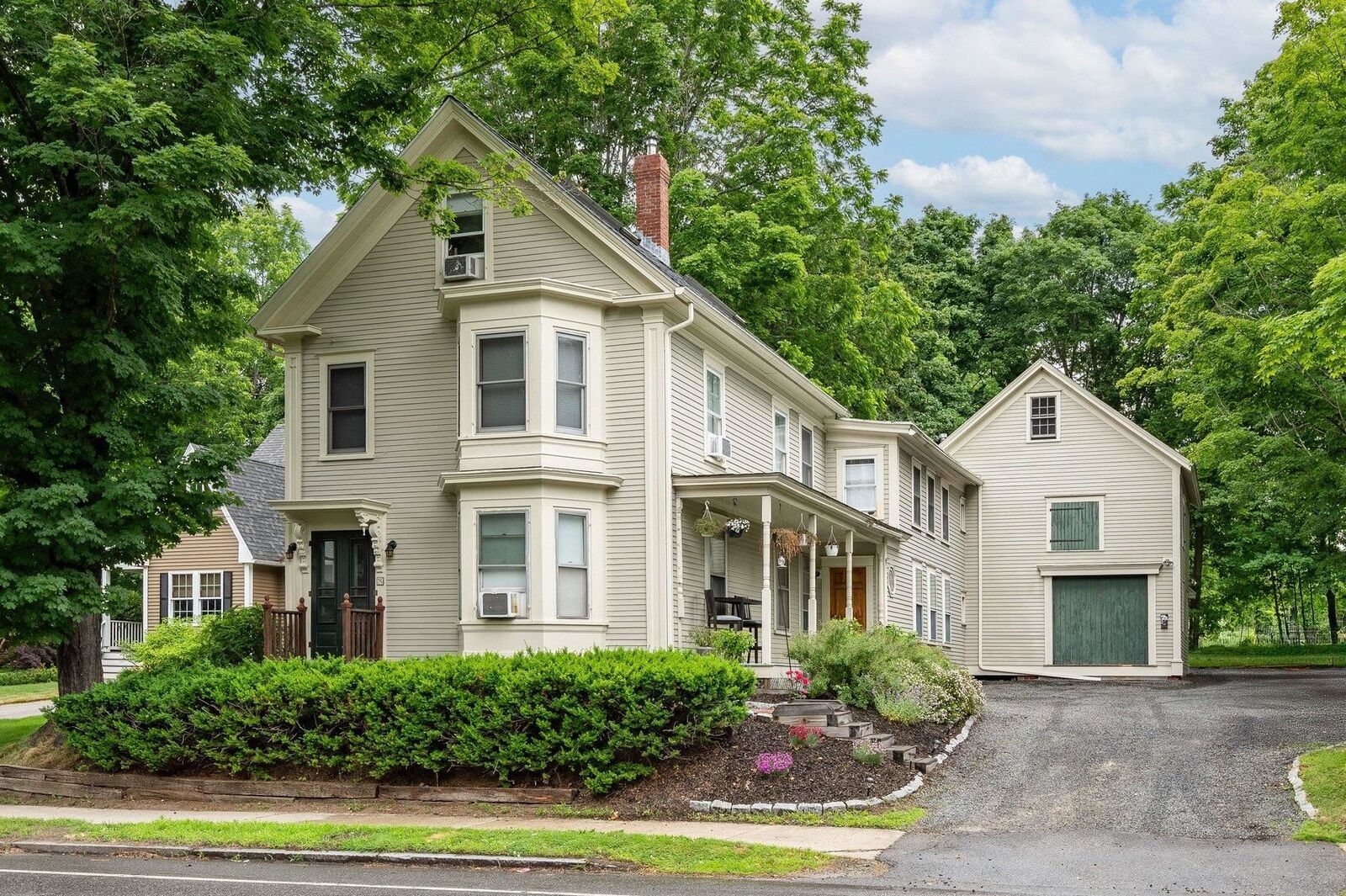 Property Photo:  9 Arch Street  NH 03820 