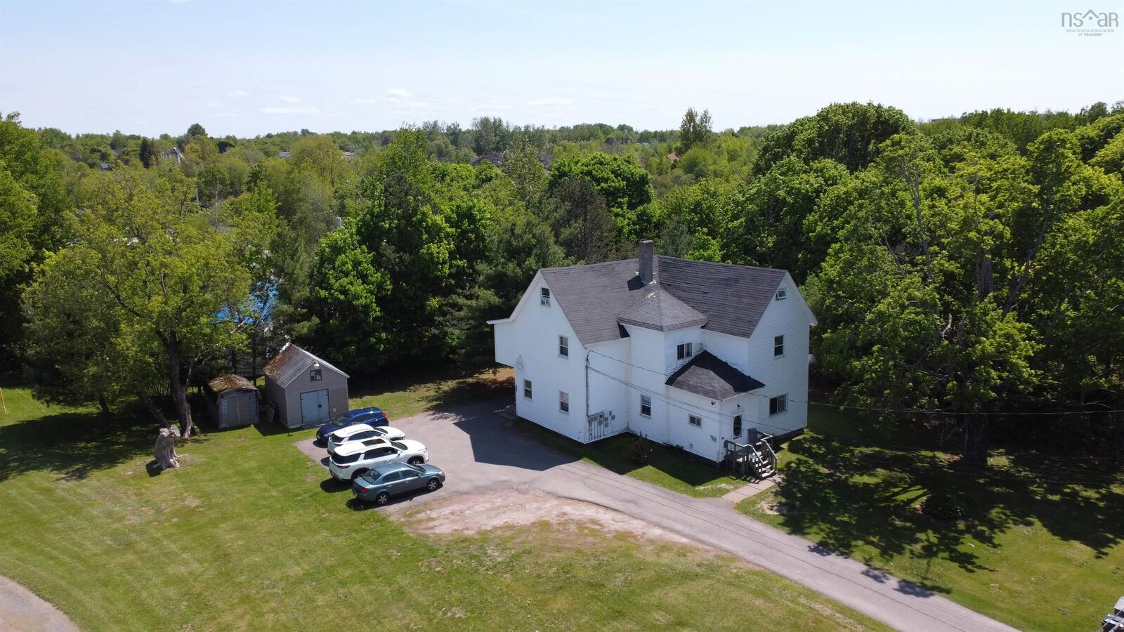 Property Photo:  98 Victoria Street W  NS B4H 1C8 