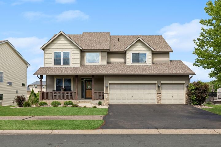 Property Photo:  18618 Dunbury Avenue  MN 55024 