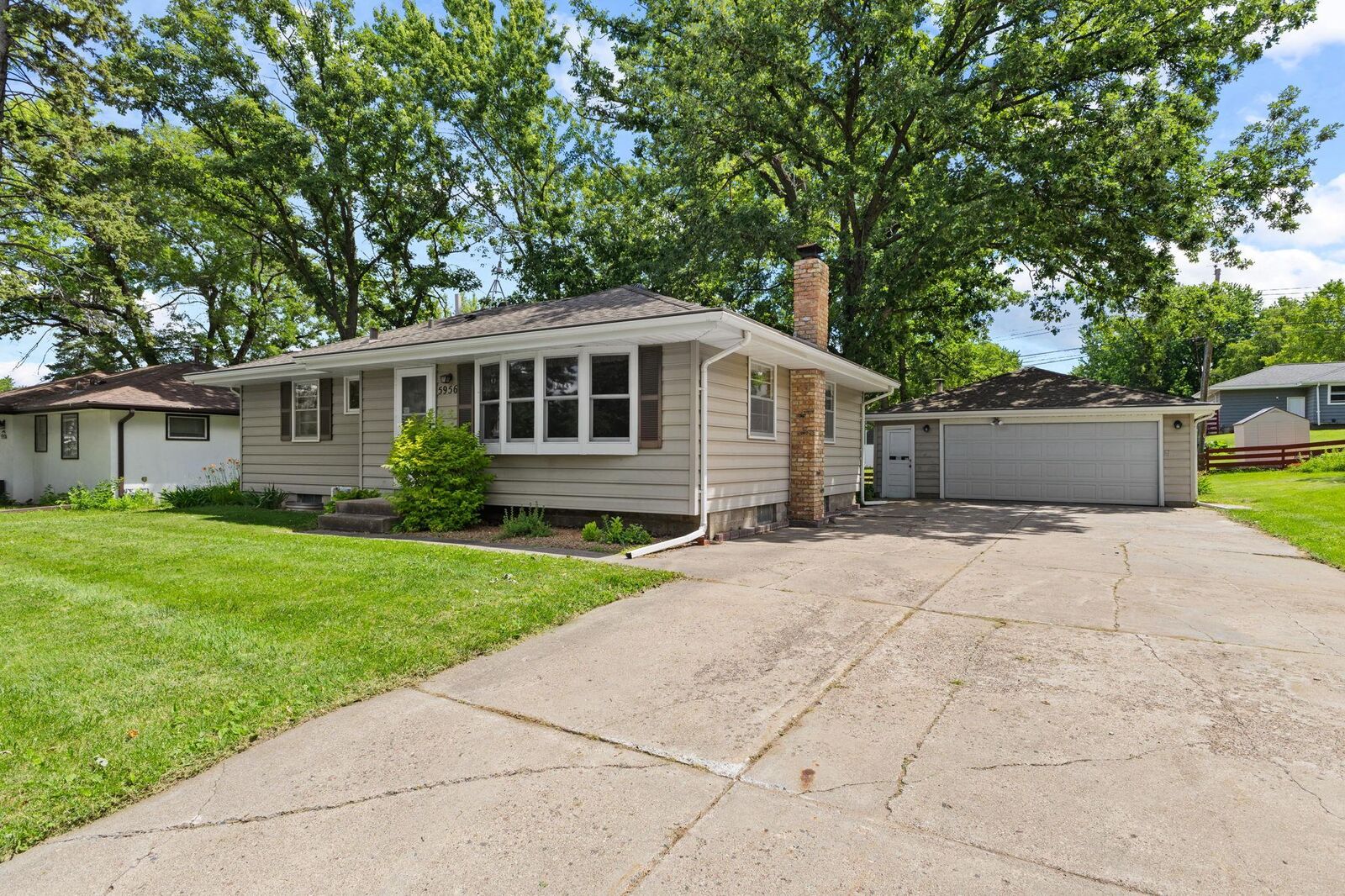 Property Photo:  5956 Ensign Avenue N  MN 55428 