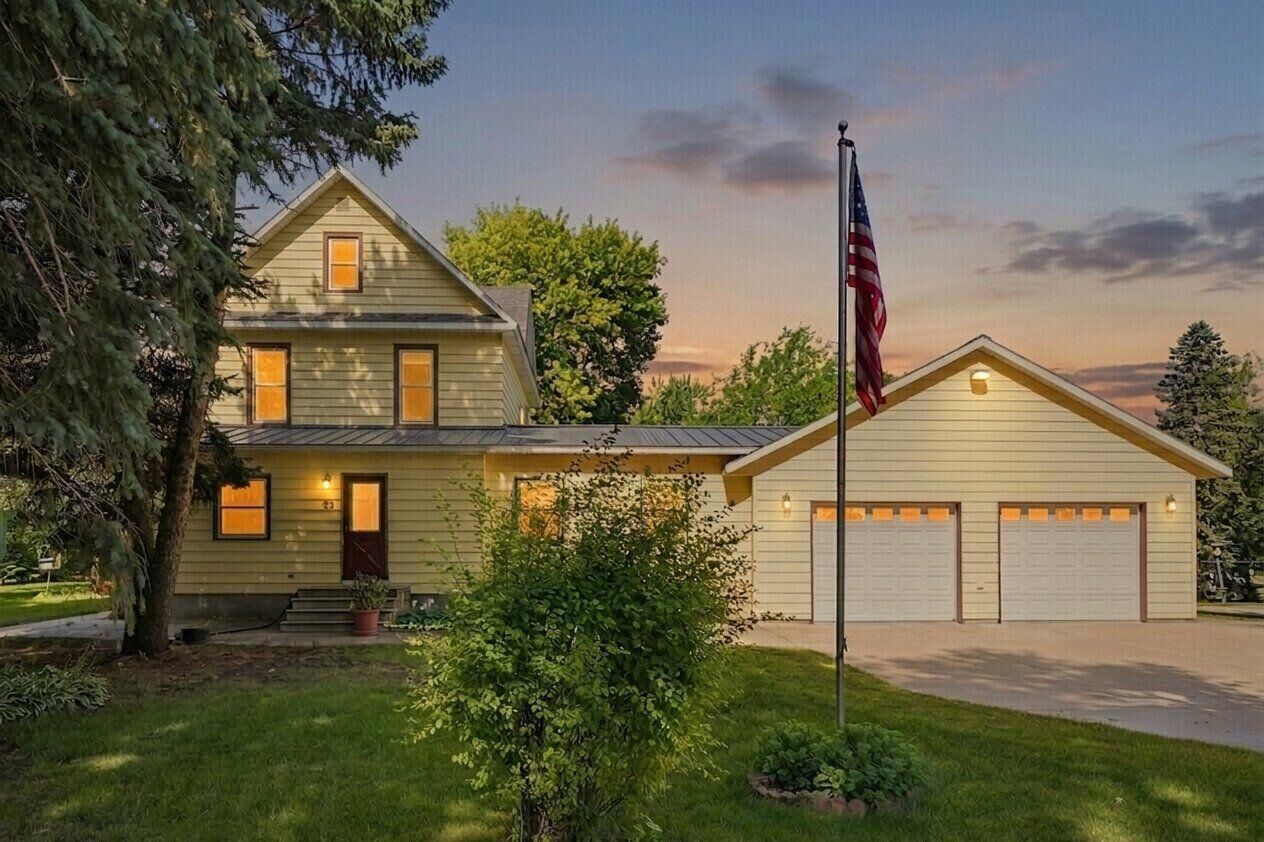 Property Photo:  120 3rd Street W  MN 55342 