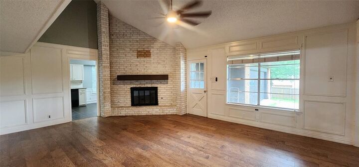 Property Photo: 606 Queens Road TX 75020