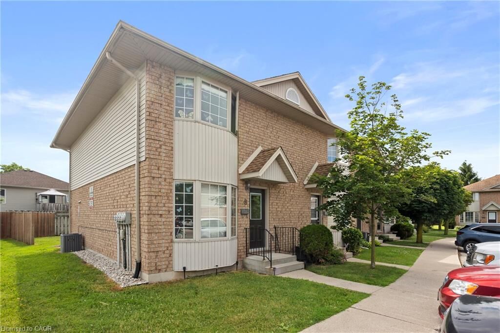 Property Photo:  20 Southvale Road 28  ON N4X 1R9 