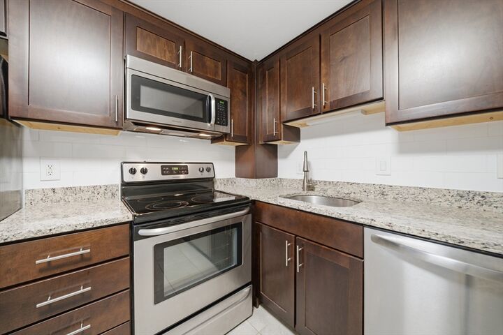 Property Photo:  175 Quincy Shore Dr 74  MA 02171 