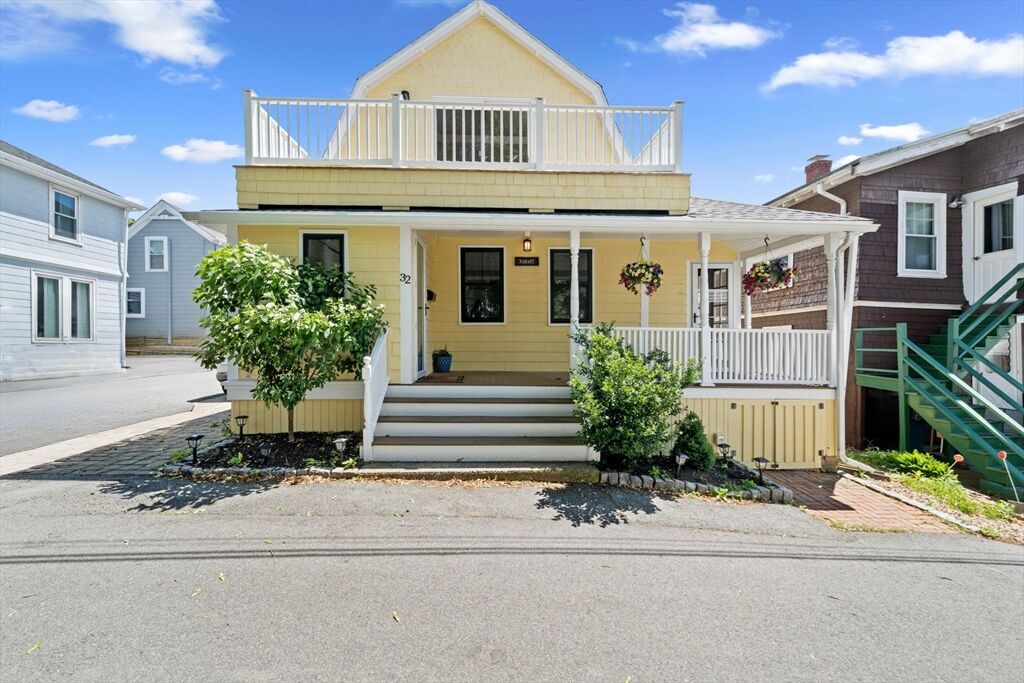 Property Photo:  32 Maple Ave  MA 01908 