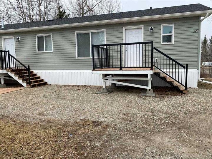 Property Photo:  4308 42 Avenue 36  AB T4T 1L8 