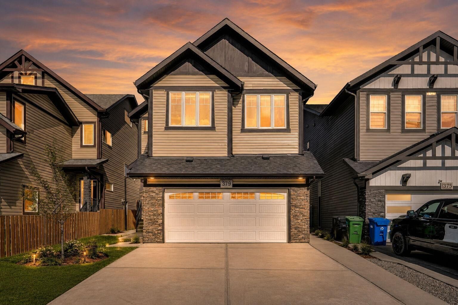 Property Photo:  379 Skyview Shores Manor NE  AB T3N 0H4 