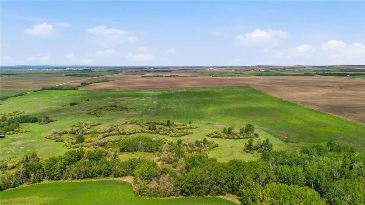 Property Photo: 715003 Range Road 52 AB T8X 4G2