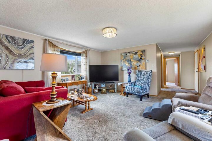 Property Photo:  1101 84 Street NE 430  AB T2A 7X2 