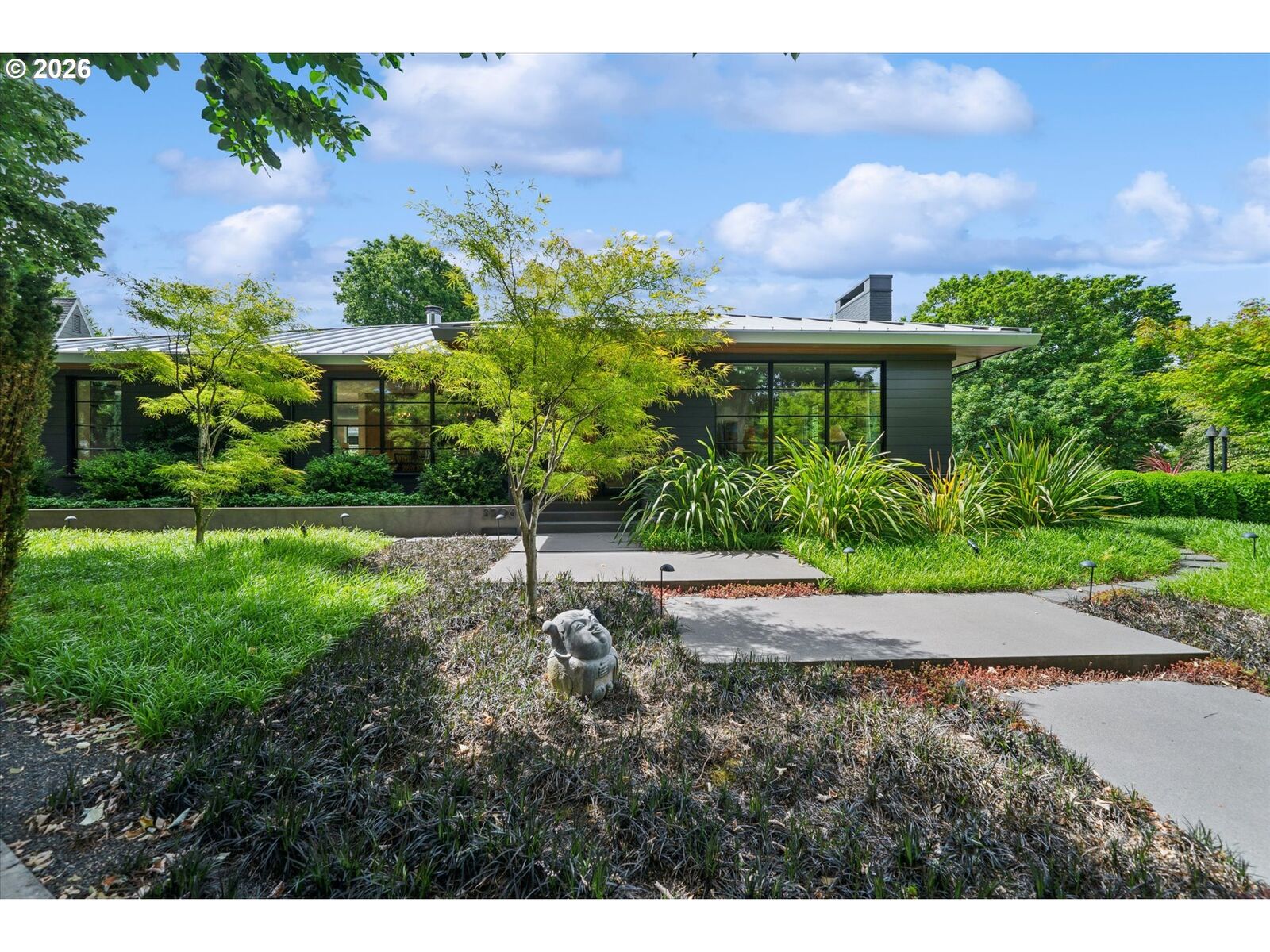 Property Photo: 3506 SE Bybee Blvd OR 97202
