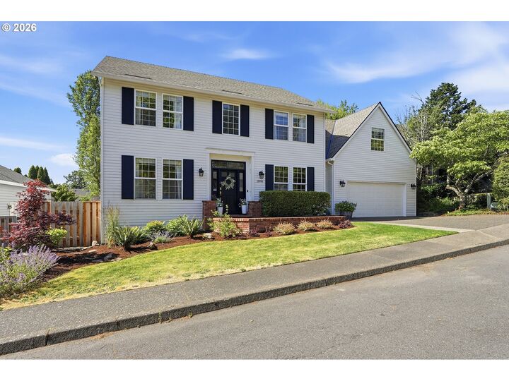 Property Photo: 11996 SE Grand Vista Dr OR 97015