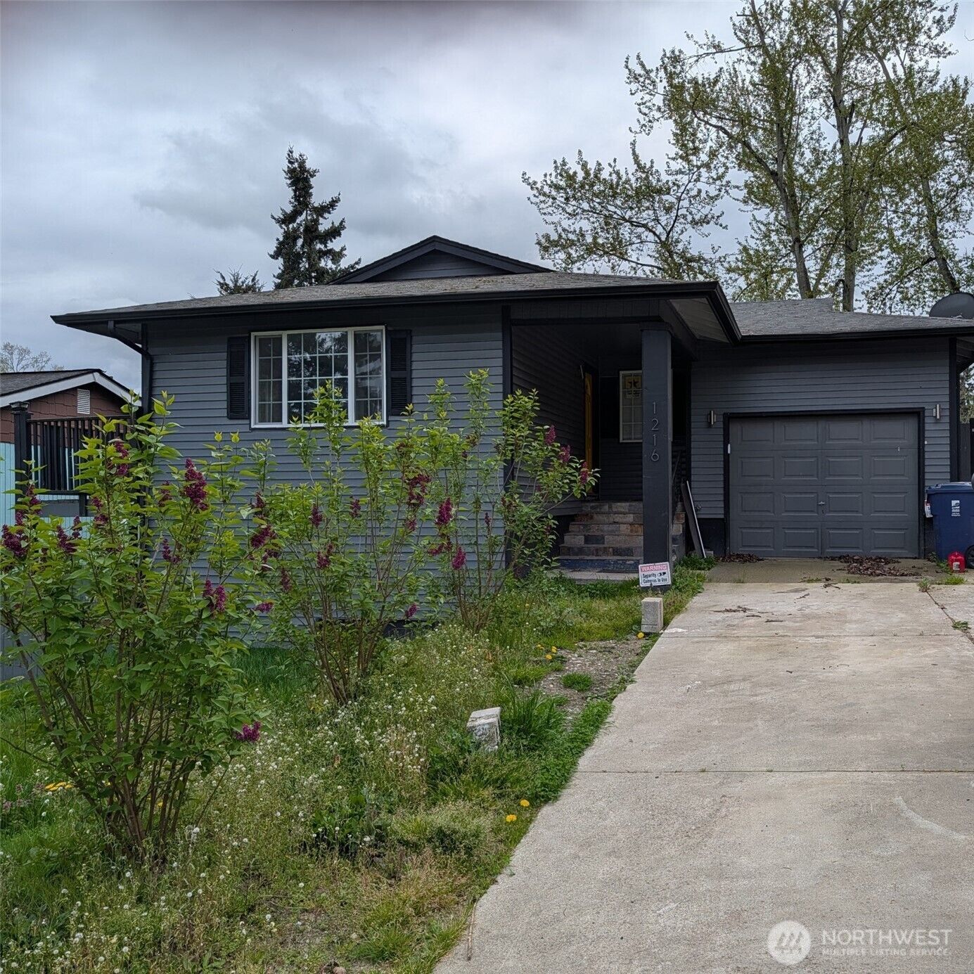 Property Photo:  1216 E 60th  WA 98404 