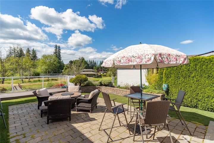 Property Photo:  532 NW Silver Glen Lane  WA 98311 