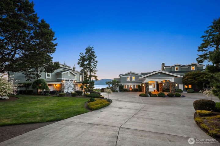 Property Photo: 1114 B Avenue WA 98221