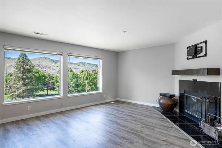 Property Photo: 808 W Manson Highway B202 WA 98816