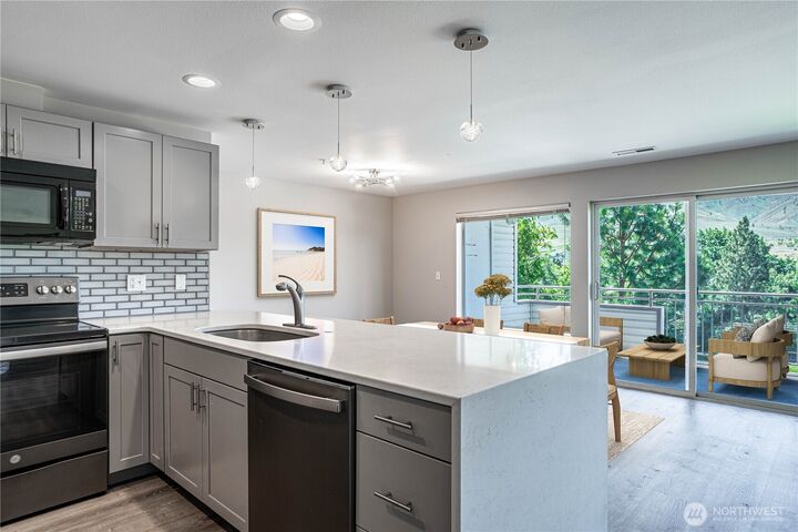 Property Photo: 808 W Manson Highway B202 WA 98816