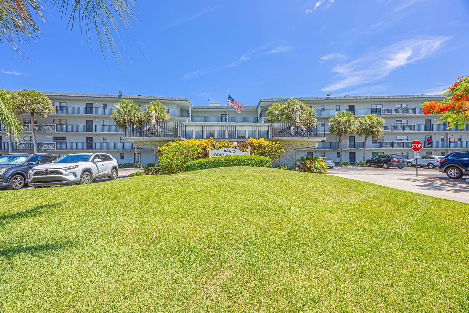 Property Photo: 9440 SW 8th Street 417 FL 33428