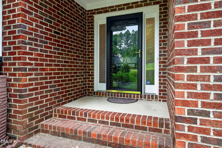 Property Photo:  500 Parishgate Circle  NC 27526 