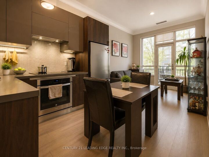 Property Photo: 25 Water Walk Drive 121 ON L6G 0G3