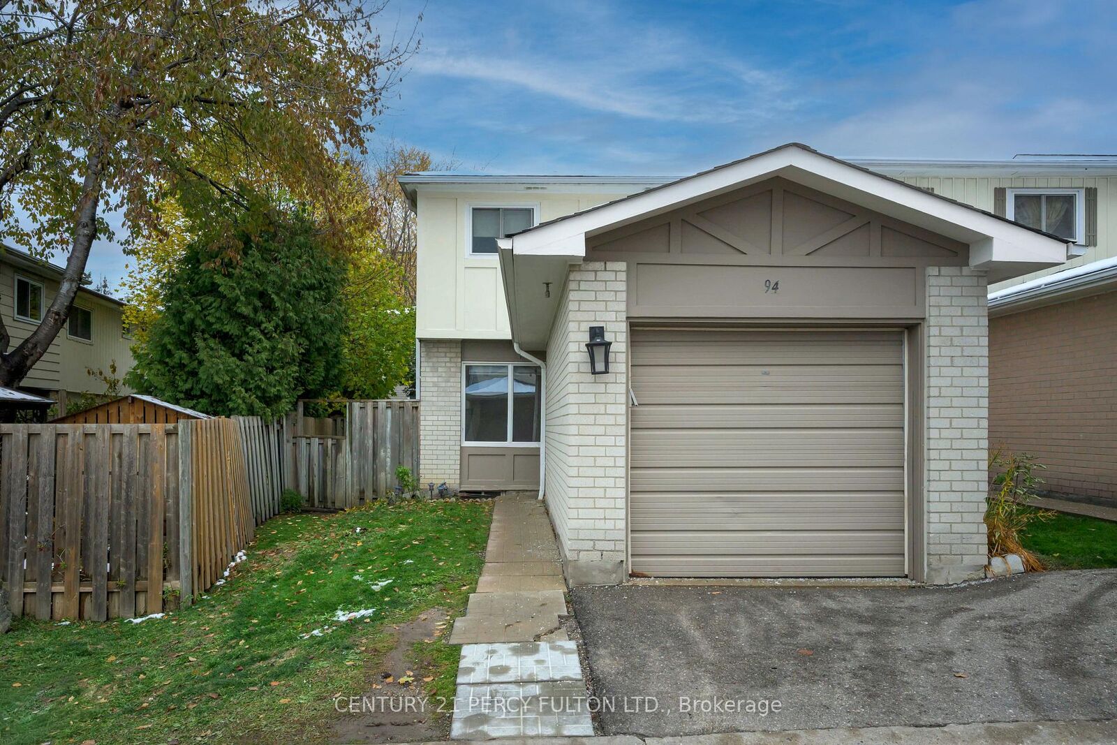 Property Photo:  94 Plum Tree Way  ON M2R 3J2 