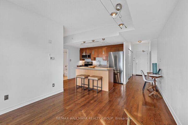 Property Photo: 134 York Street 605 ON K1N 1K8