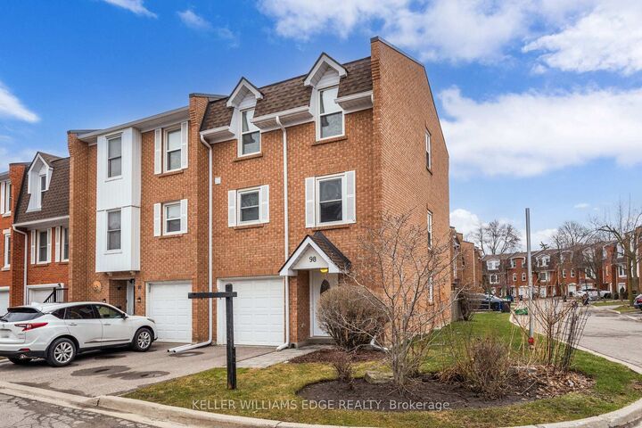 Property Photo: 333 Meadows Boulevard #98 ON L4Z 1G9