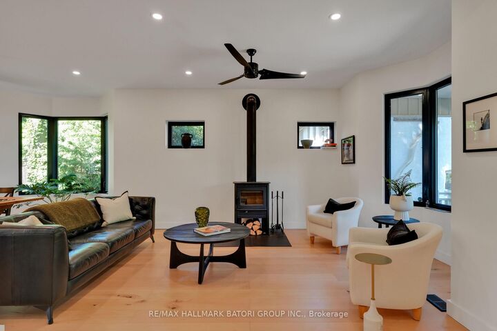 Property Photo:  255 Blythwood Road  ON M4N 1A7 