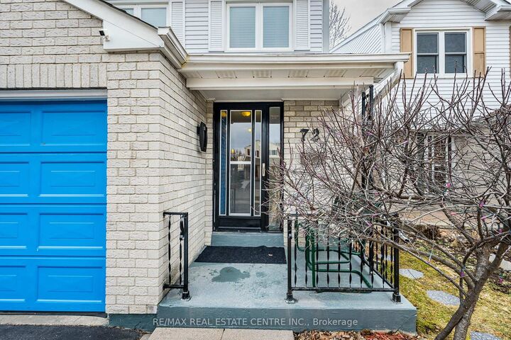 Property Photo: 72 Malabar Crescent ON L6S 3X8
