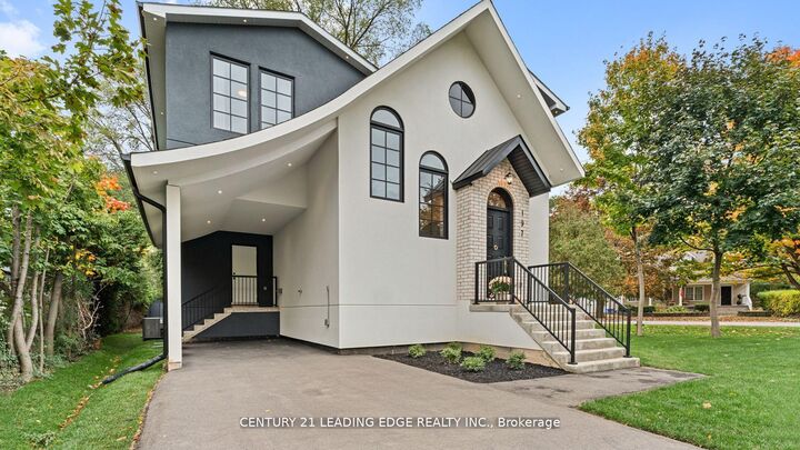 Photo de la propriété:  197 Glen Oak Drive  ON L6K 2J3 