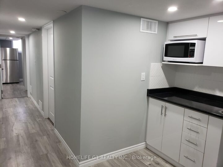 Property Photo: 137 Columbia Avenue ON N6H 2K3