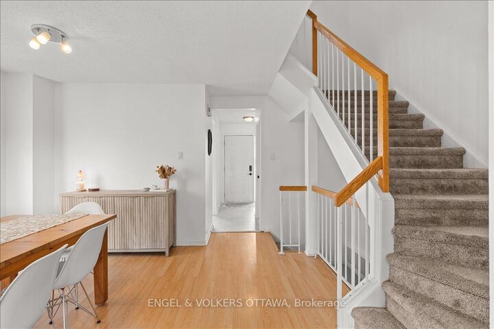 Property Photo: 956 Cookshire Crescent 54 ON K4A 3K3